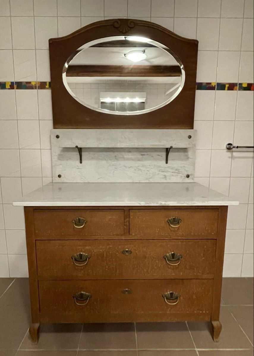 Commodes: Waschkommode alt – D'occasion à Etzelkofen par Evolution.22