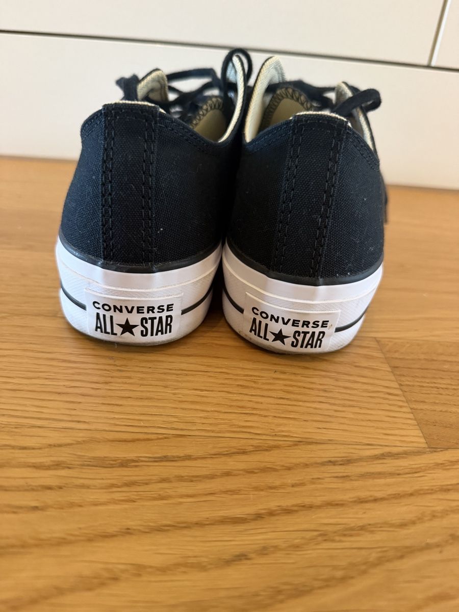 Converse Chaussures hommes: Converse - Schwarz - Grösse 41 – D'occasion à Bern par bibibouchette 3