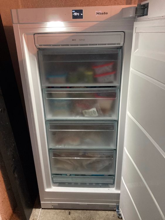 Tiefkühlschrank Miele FN 22263 WS (Gebraucht) in Habkern für CHF 199 ...