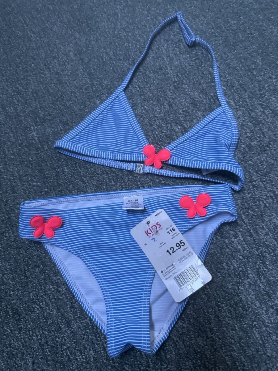 Lotti & Set di vestiti: Bikini/ Sporthose Gr 116 – Nuovo (secondo la descrizione) da Baltschieder venduto da YmroBe 1