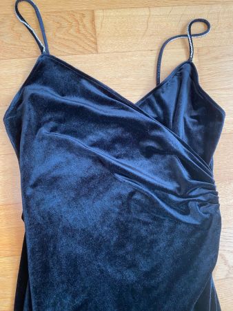 Abendkleid schwarz / Samtkleid von Zara Gr. XL