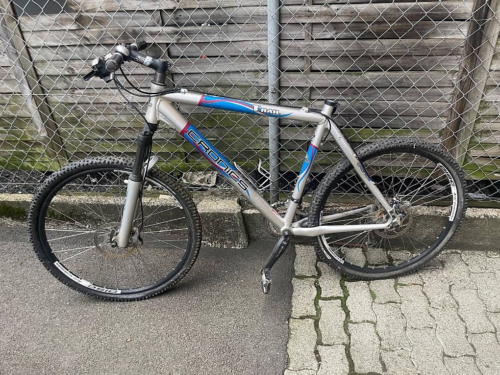 Velos: Altes mountainbike – Gebraucht aus Zürich von naan