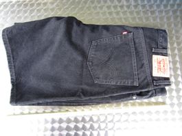 LEVIS 550 RELAXED FIT - W38