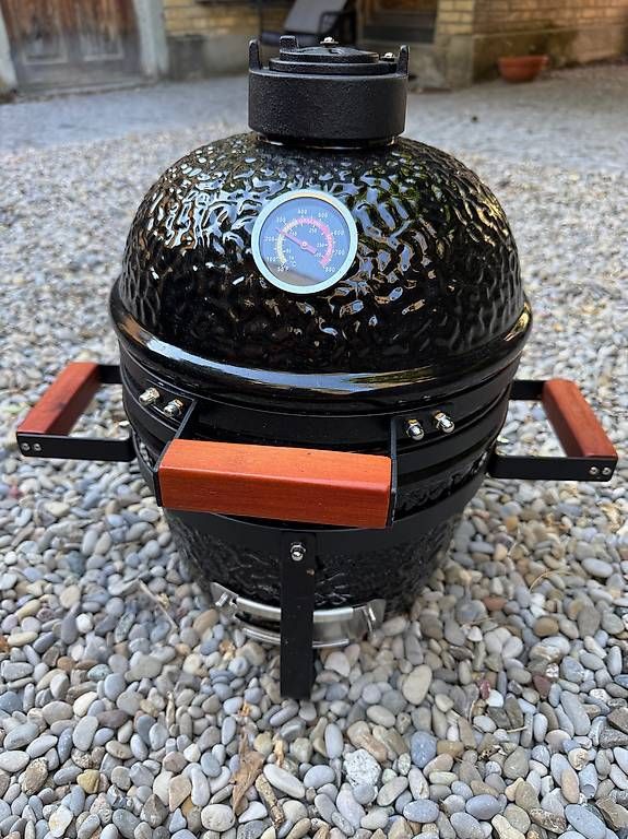 Griglie: Keramik Holzkohlegrill KAMADO – Usato da Winterthur venduto da Reto7500