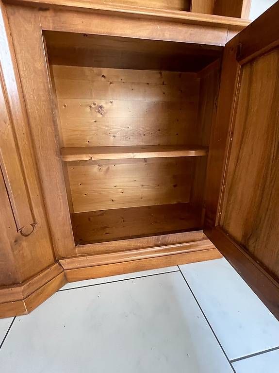 Credenze: Buffet 2-teilig, Massiv aus Nussbaum – Usato da Remetschwil venduto da markus0505 2