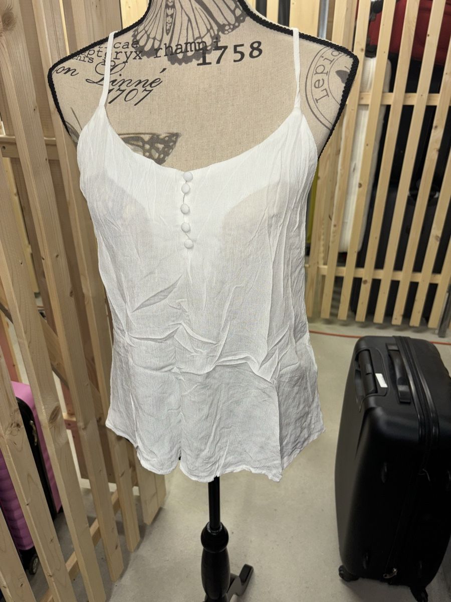 Tops: Top – Neuf (Voir description) à Itingen par jessi811