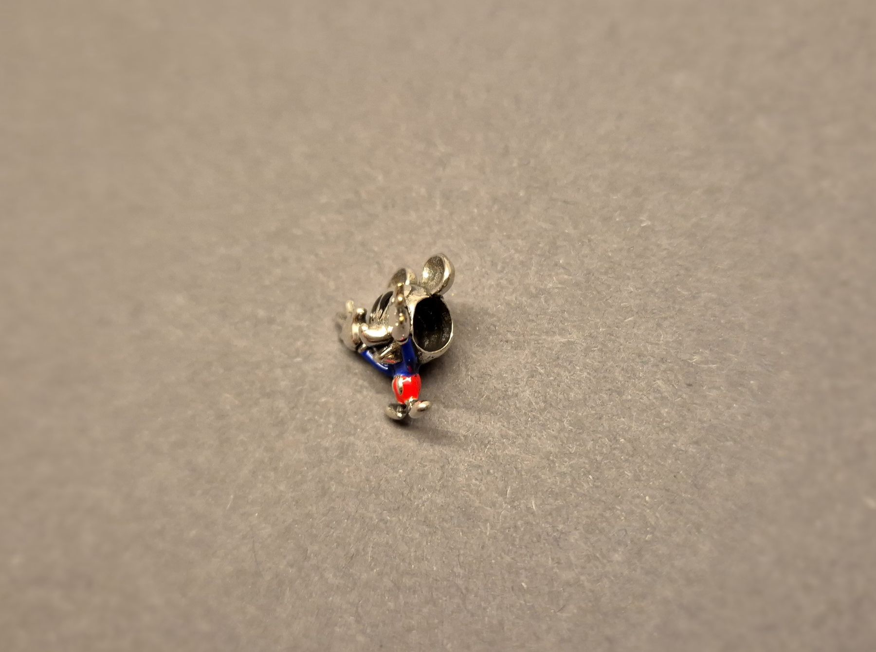 Ciondoli: Charm Mickey Maus +Garantie – Nuovo (secondo la descrizione) da Rotkreuz venduto da Carbone_Bijou-Shop 1