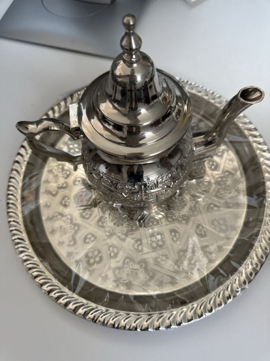 Teekannen: Teekanne mit Tablett orientalisch versilbert – Neu (gemäss Beschreibung) aus Schöfflisdorf von ale_sjd7