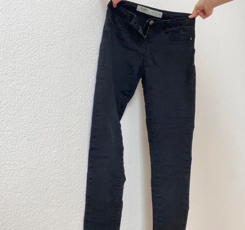 Jeans: black pants/jeans, size 34 – Usato da Zürich venduto da yae56 2