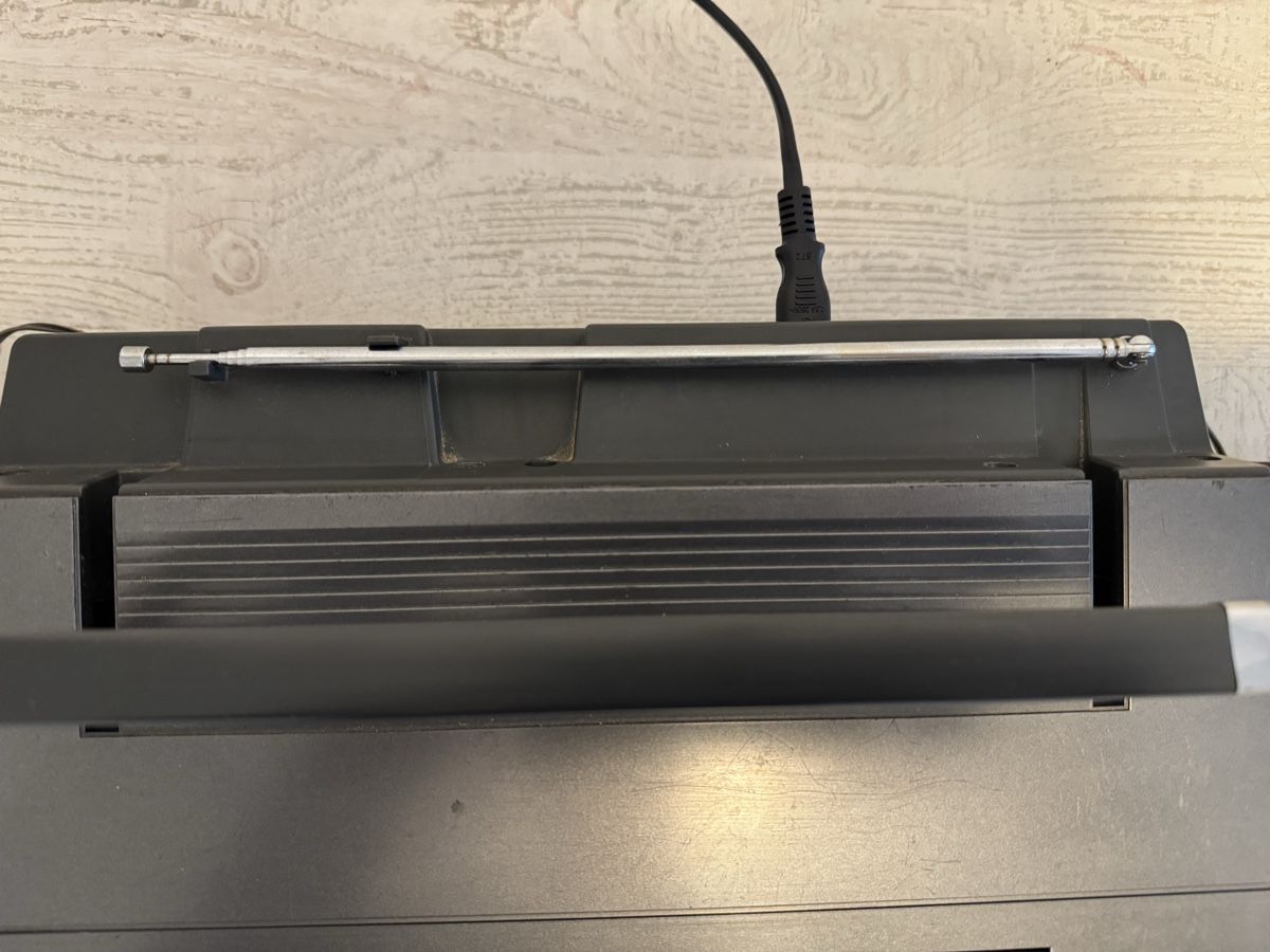 Sharp Radios: sharp qt90 boombox radio – Defekt aus Zunzgen von milesdavis76 9