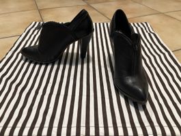 Bottines cuir noir femme Café Noir bon état