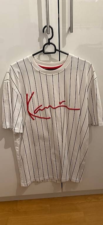 T-shirts: Karl Kani T-Shirt Gr. M – D'occasion à Langenthal par AliceAmmann
