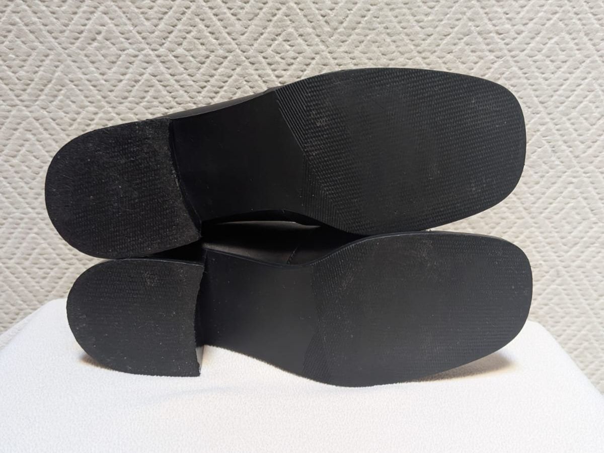Damenschuhe: Schwarzer Rossini Schuh Style Square Toes, Gr. 38 – Gebraucht aus Buochs von and_25zf 4