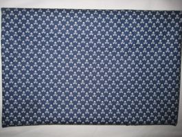 Baumwollstoff du.blau mit kleinen Totenköpfli Reststücke