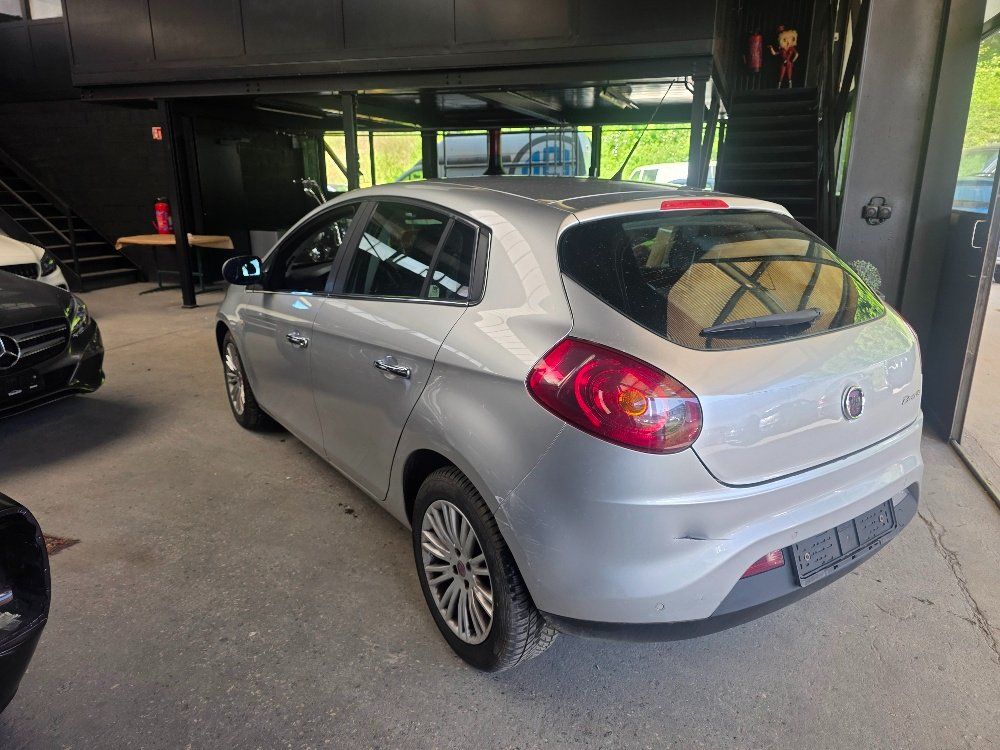 Fiat Automobili: Fiat Bravo 1.4 turbo – Difettoso da Aclens venduto da hunaudieres2015 1