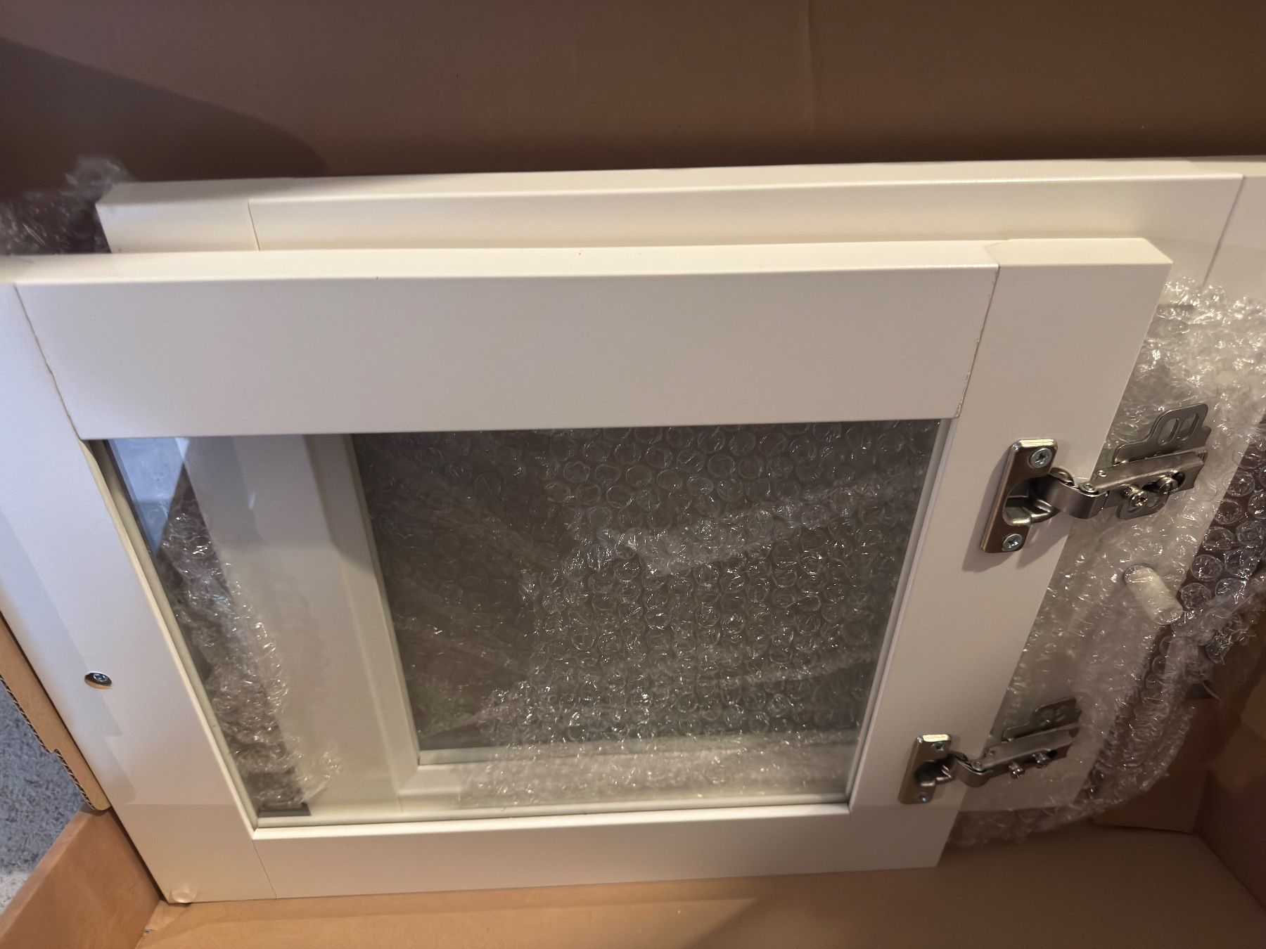 Ikea Scaffali: Billy  Wandregal, mit 2 Glastüren – Usato da Wettingen venduto da Elmadale 1