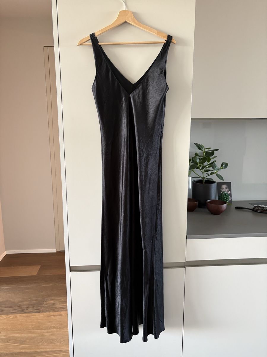 Vestiti: Vince Kleid lang – Usato da Bern venduto da Sabischu 3