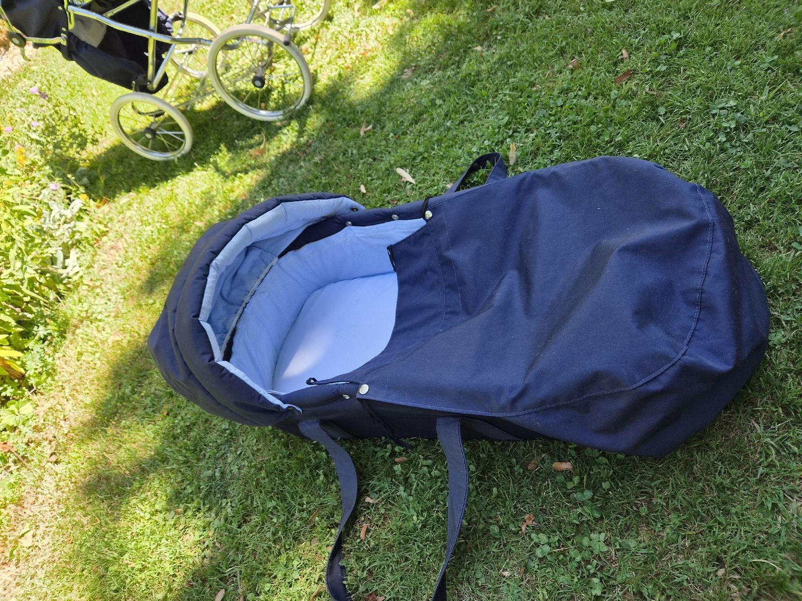 Carrozzine: Hesba Kinderwagen in super Zustand – Usato da Meilen venduto da Evelyn29 3