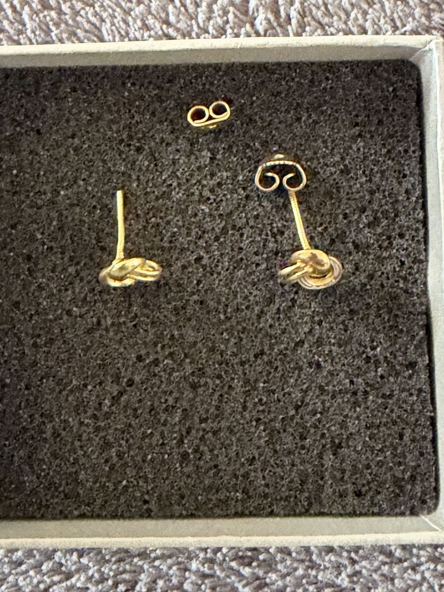 Ohrringe & -stecker: Ohrstecker, Gold – Gebraucht aus Zürich von elg_rqw7 1