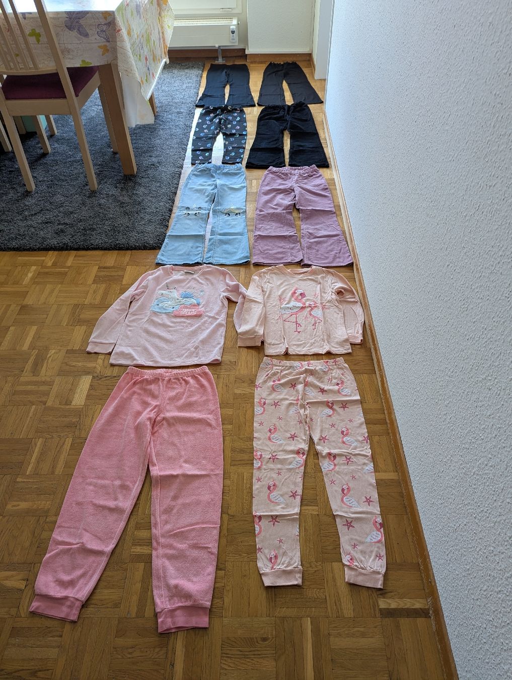 H&M Lotti & Set di vestiti: Mädchen Kleiderset Grösse 134-140 – Usato da Lengnau AG venduto da sus_znf9 4