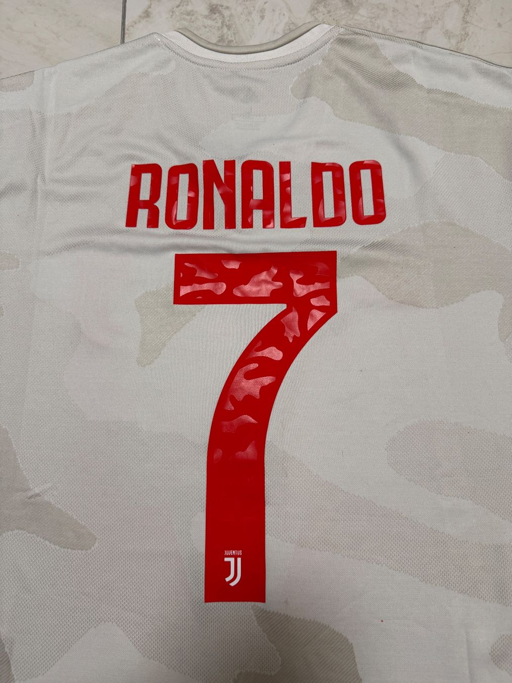 Canottiere & Pantaloni: Juventus Turin Ronaldo Trikot – Nuovo (secondo la descrizione) da Bronschhofen venduto da leo_99hp 4