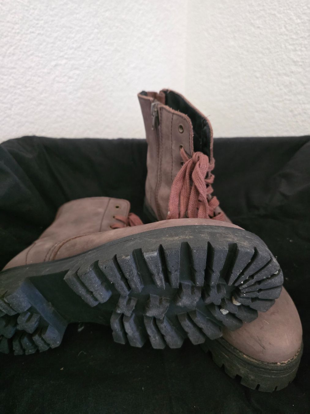 Scarpe da donna: Schuhe – Usato da Mörigen venduto da Sandra_z