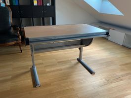 Kinderschreibtisch, höhenverstellbar (62 bis 92 cm)