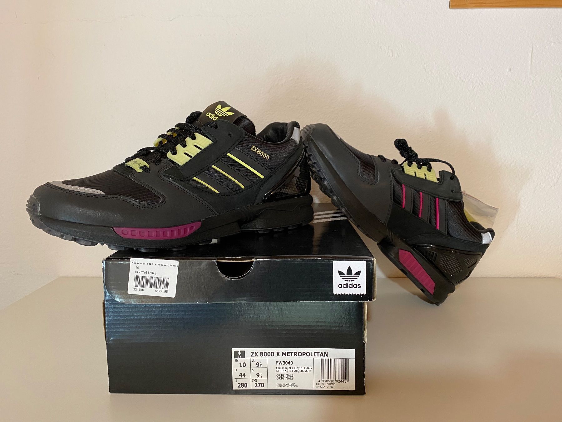 ブランド購入サイト 8000 ZX ADIDAS 44 8000 Zx X Ricardo Sur Acheter 44 METROPOLITAN ゲームキャラクター