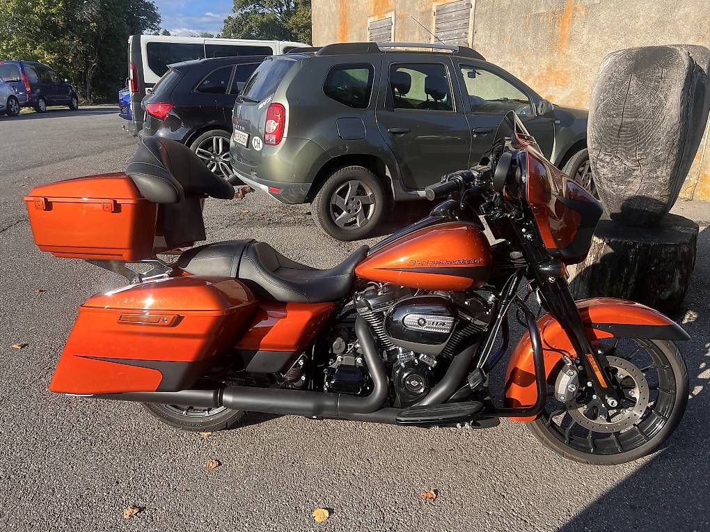Harley-Davidson Chopper: Harley street glide special 114 – Usato da Les Monts de Corsier venduto da fra_w7qf