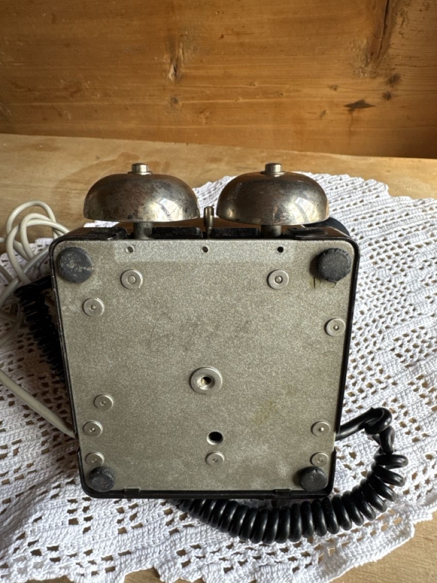 Telefoni: Telefone antik – Usato da Matten(St.Stephan) venduto da ren_r8tw 3