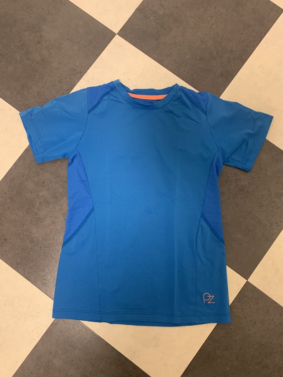 T-shirt: Sportshirt – Usato da Luzern venduto da Boudin03