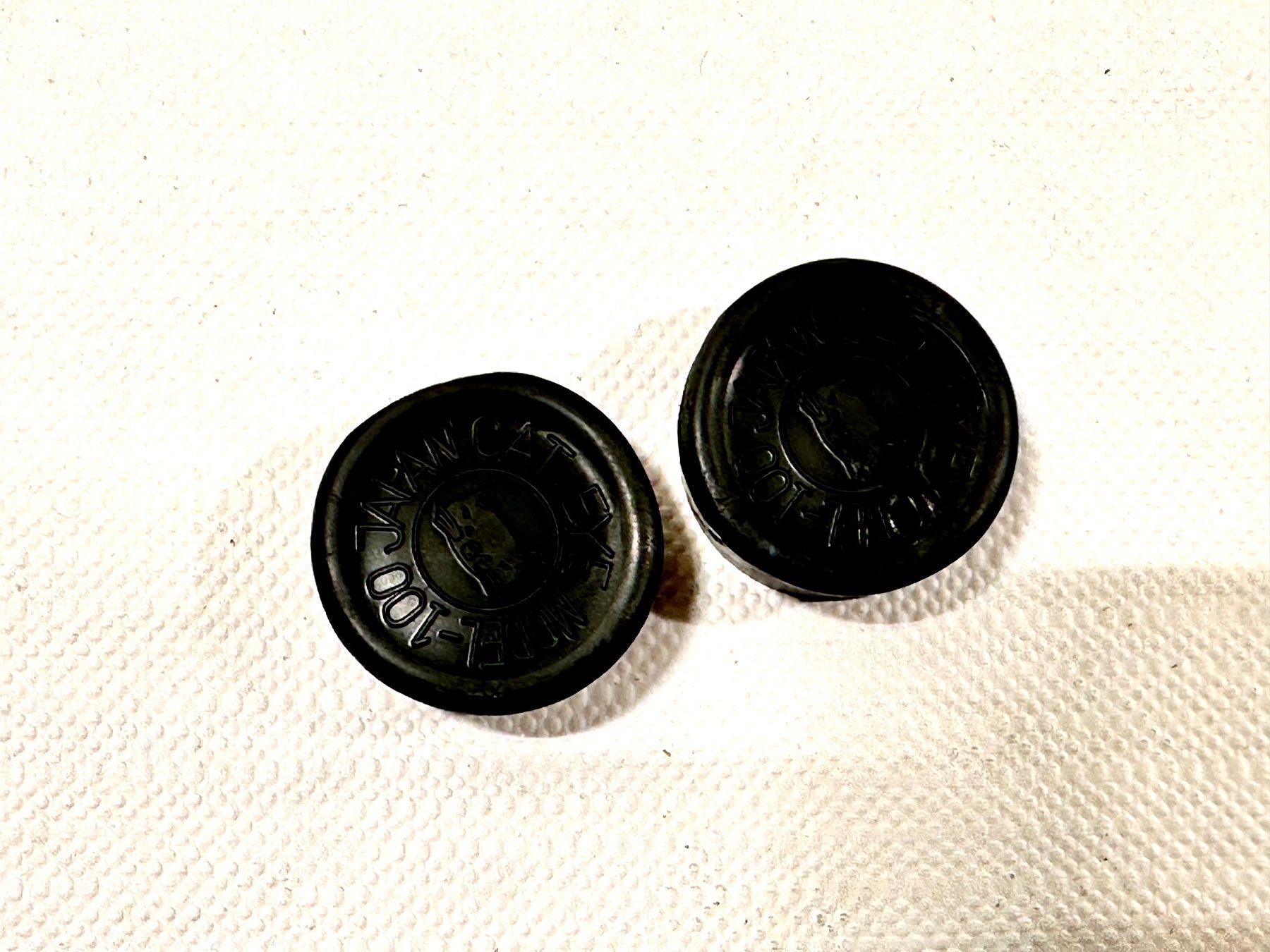 Pezzi di ricambio: CAT EYE Model 100 Lenkerendstopfen schwarz Vintage – Usato da Luzern venduto da bikeandbeltcom