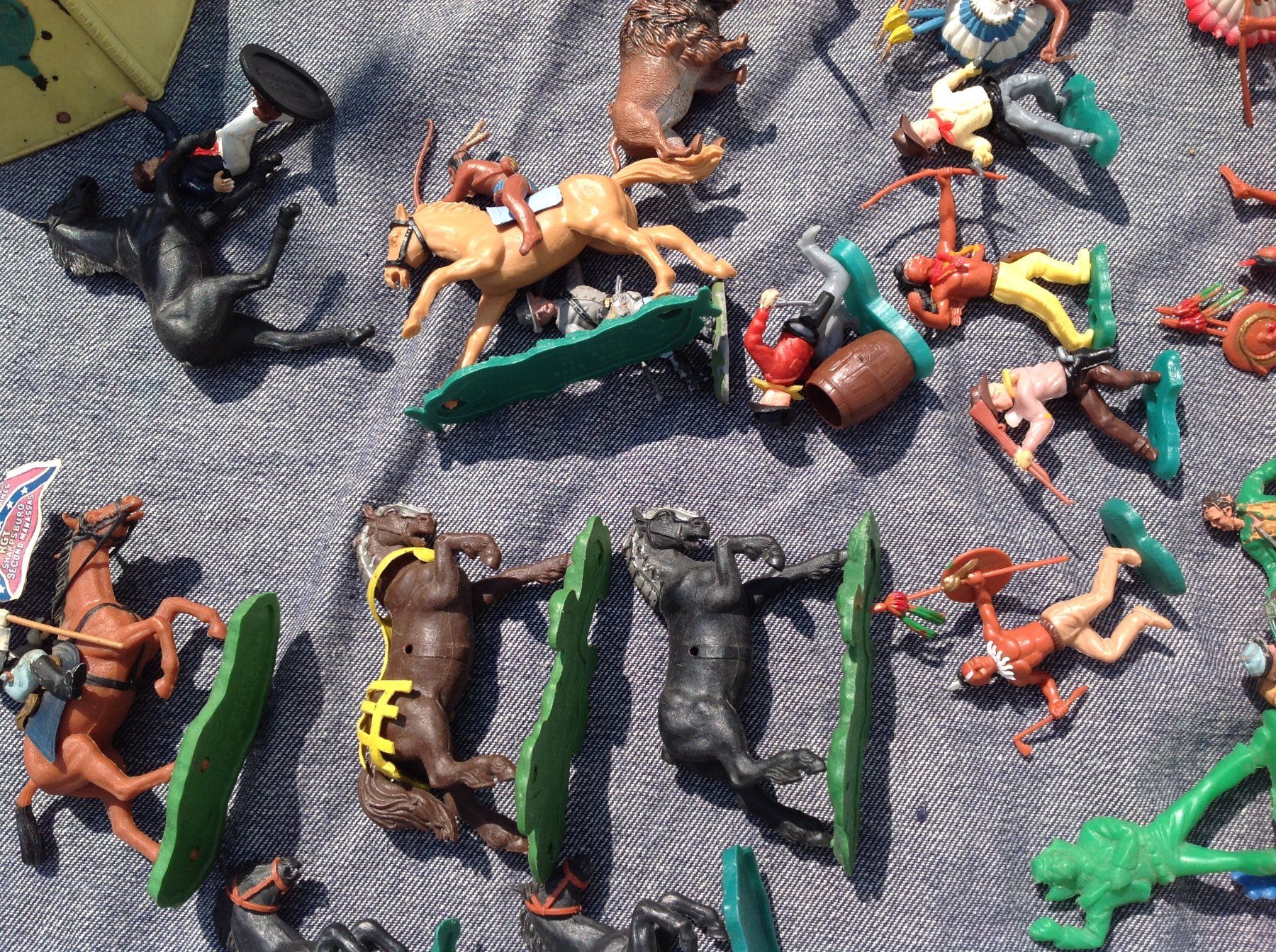Britains Jouets: Britains - far west – D'occasion à Vuiteboeuf par broticaire 2