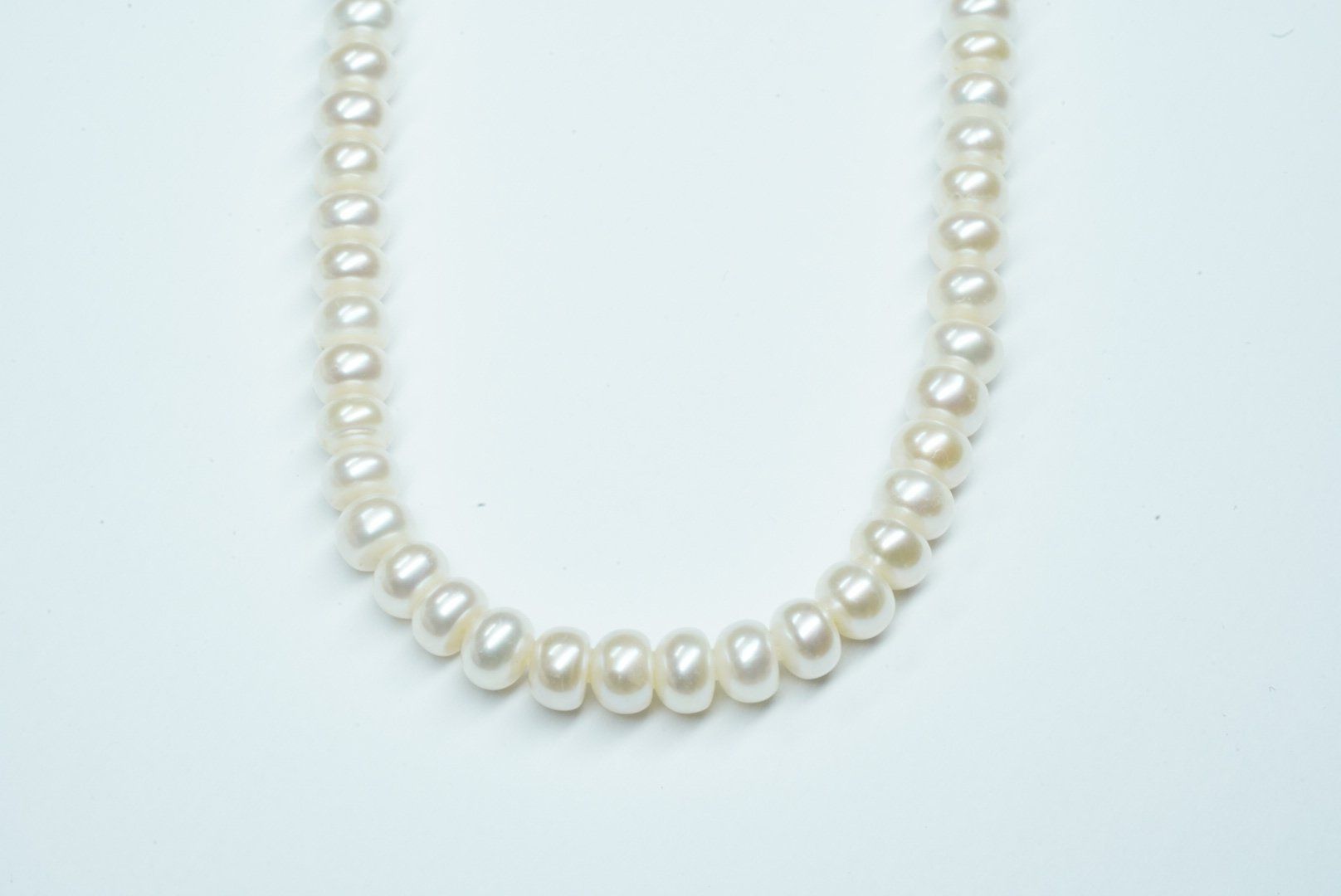Catenine: Perlenkette mit 18k Gelbgoldverschluss – Usato da Bülach venduto da Re-Jewelled 7