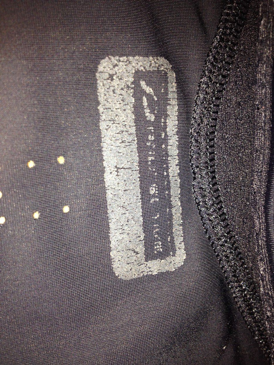 T-shirt: Sport Oberteil – Usato da Dübendorf venduto da Fip05 2