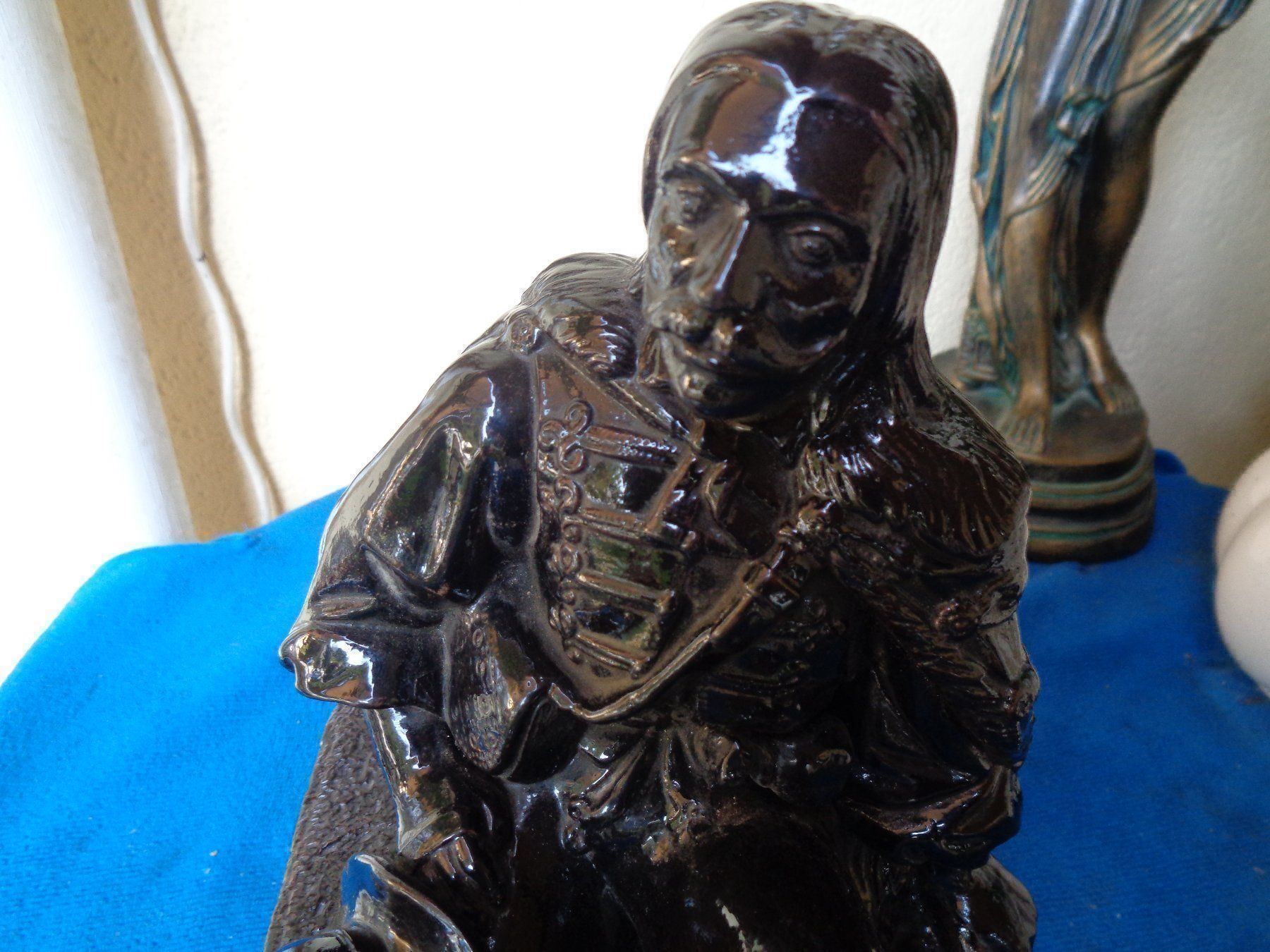 Statuette: Grosse Keramikfigur -Behälter – Usato da Camorino venduto da Hunpete 1