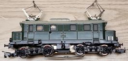 Elektrolokomotive grün Lok von Märklin SET 800 HO