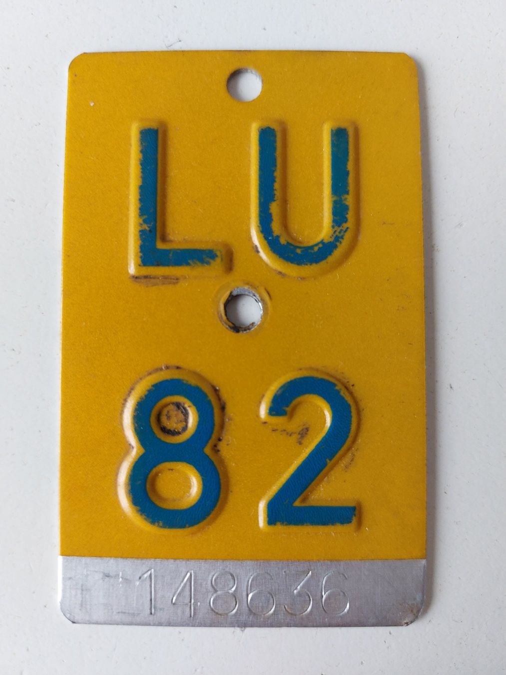 Sachs Insegne: Velonummer LU 82 Mofanummer gelb plaque Mofa – Usato da Schenkon venduto da Uhu007