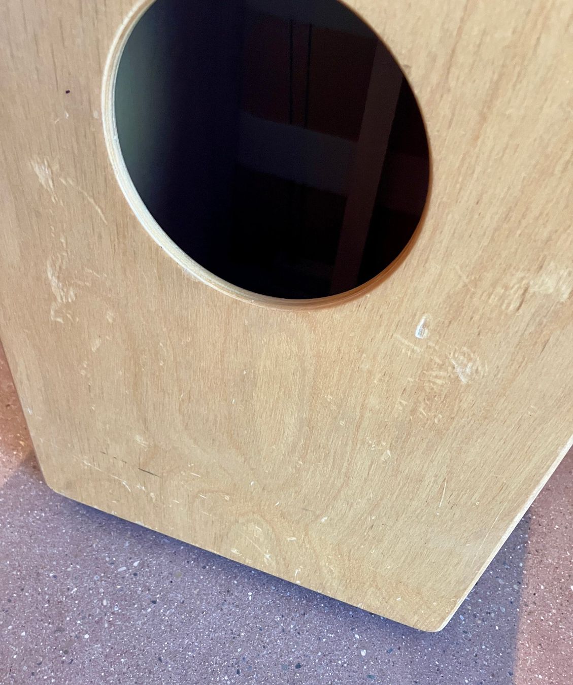 Strumenti musicali: Cajon der Marke REQUENA – Usato da Wettingen venduto da Chancletero 5