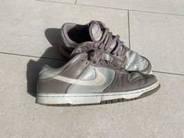 NIKE RARE DUNK LOW SNEAKERS