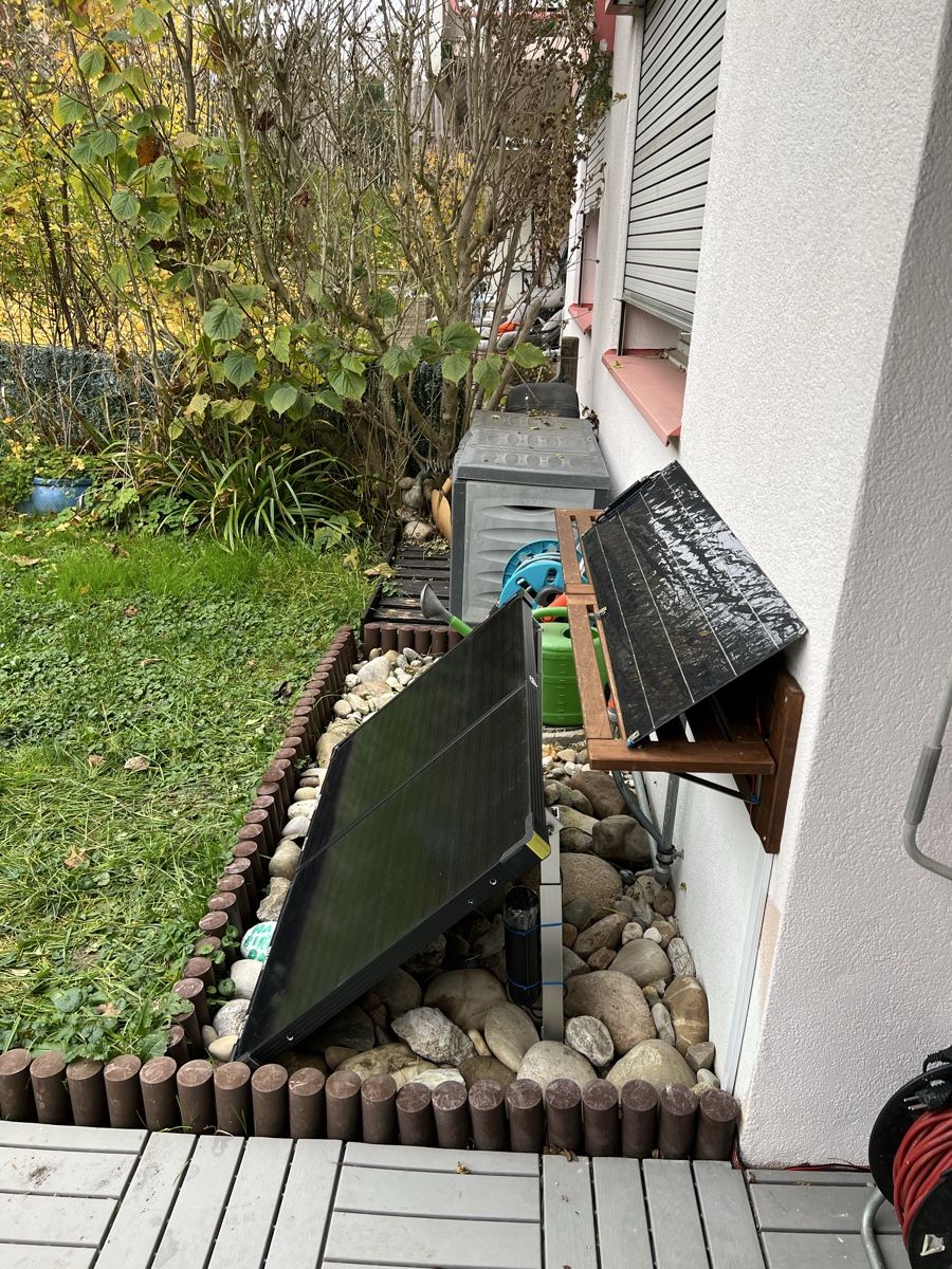 Goal Zero Dispositivi a energia solare: Solar Panels Goal Zero Boulder 50 mit Standfuss – Usato da Riehen venduto da 19Dominik85 2