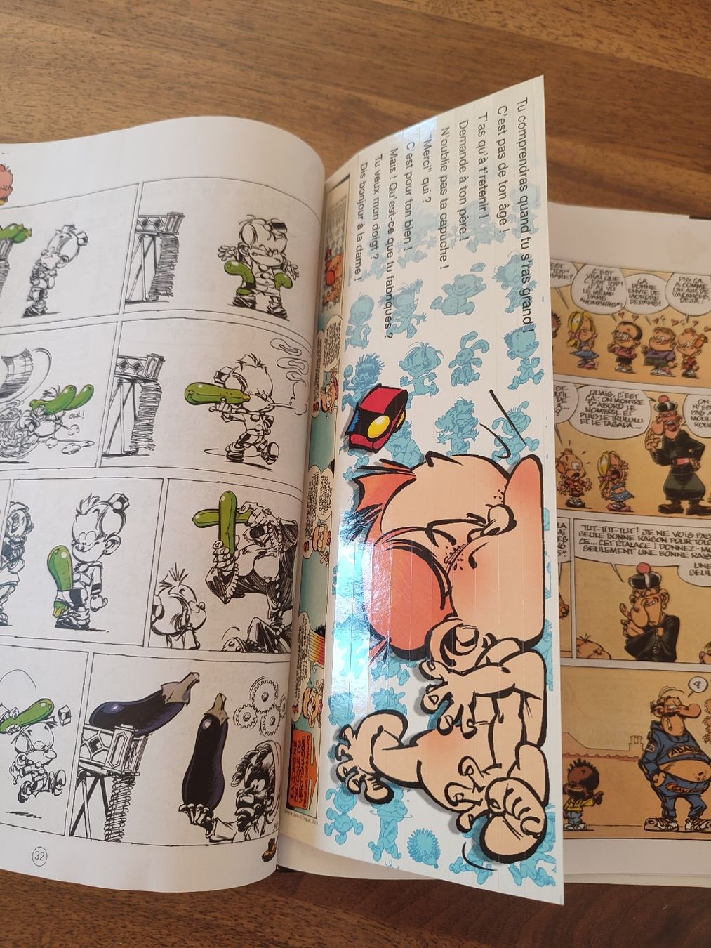 Fumetti: Le Petit Spirou T10 EO BE avec autocollants  – Usato da Bougy-Villars venduto da Vogue 1