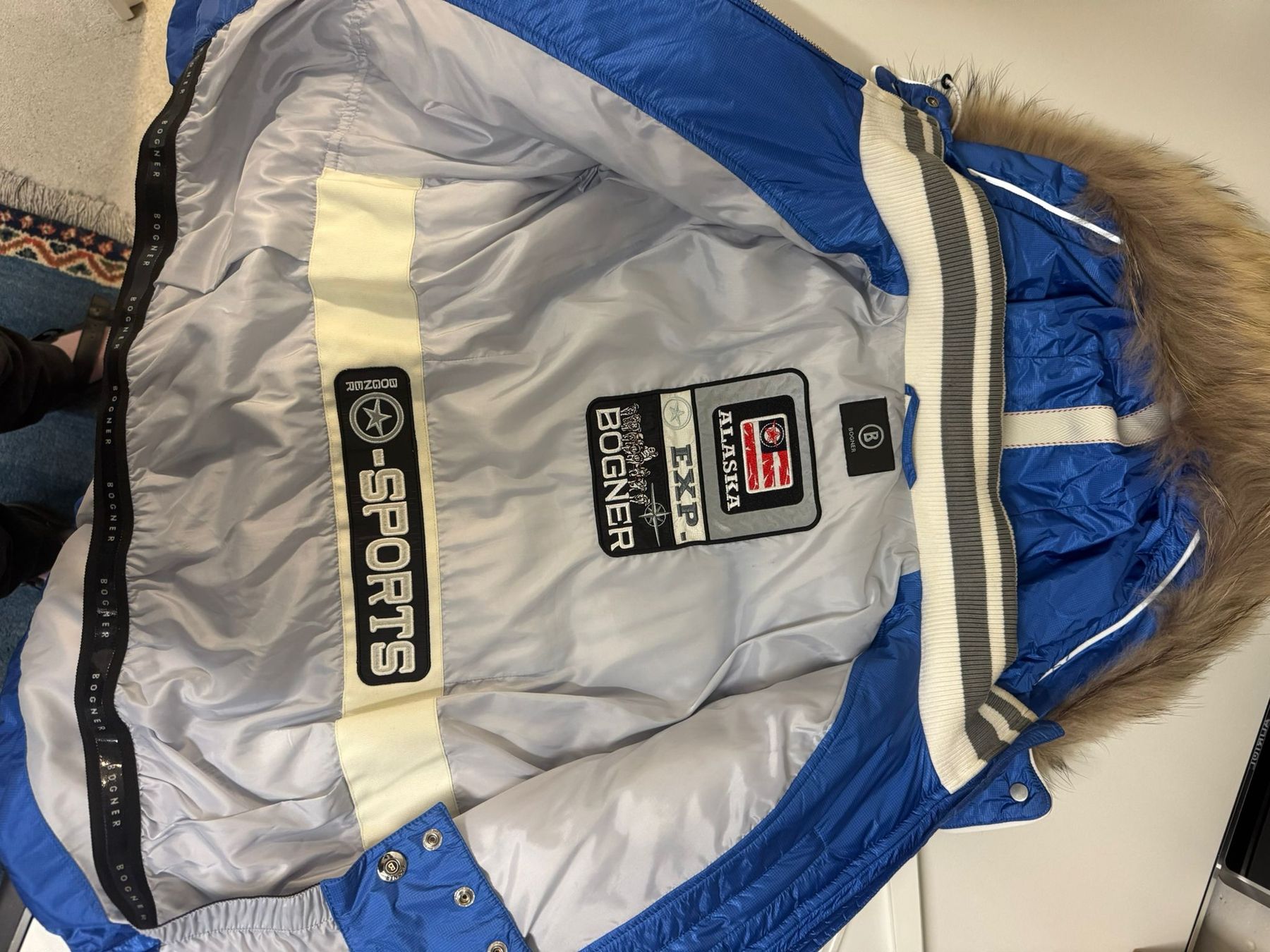 Bogner Giacche: Bogner blaue Daunen Steppjacke Gr.36/S – Nuovo (secondo la descrizione) da St. Gallenkappel venduto da mytimes 5