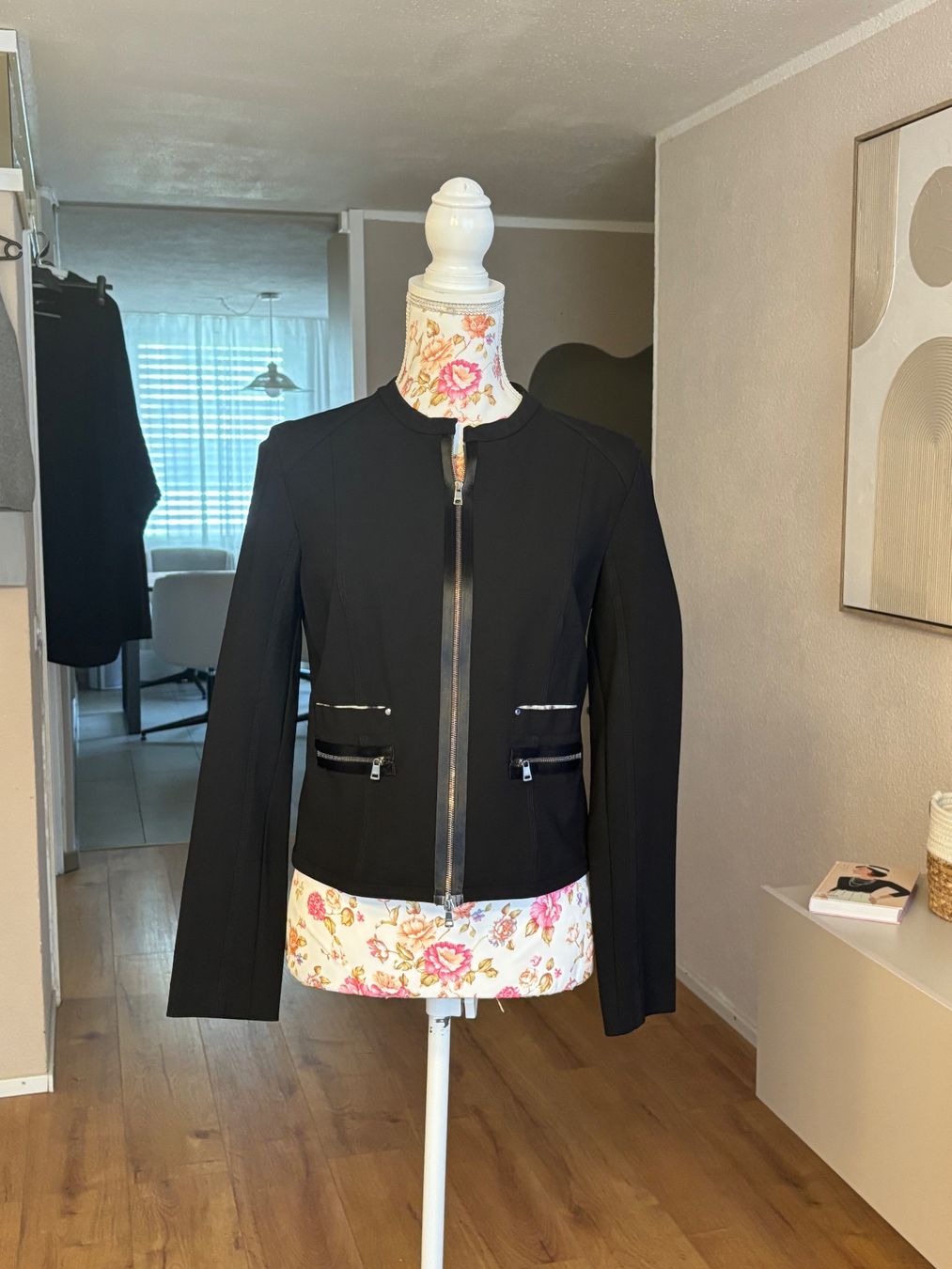 Marc Cain Jacken: Marc Cain Jacket – Gebraucht aus St. Margrethen SG von dijanaO