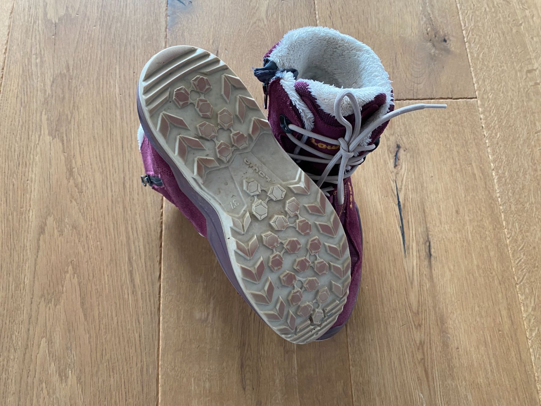 Lowa Scarpe per ragazze: Winterschuhe, Lowa, Mädchen, Gr. 37 – Usato da Oberkirch LU venduto da HubRen 1