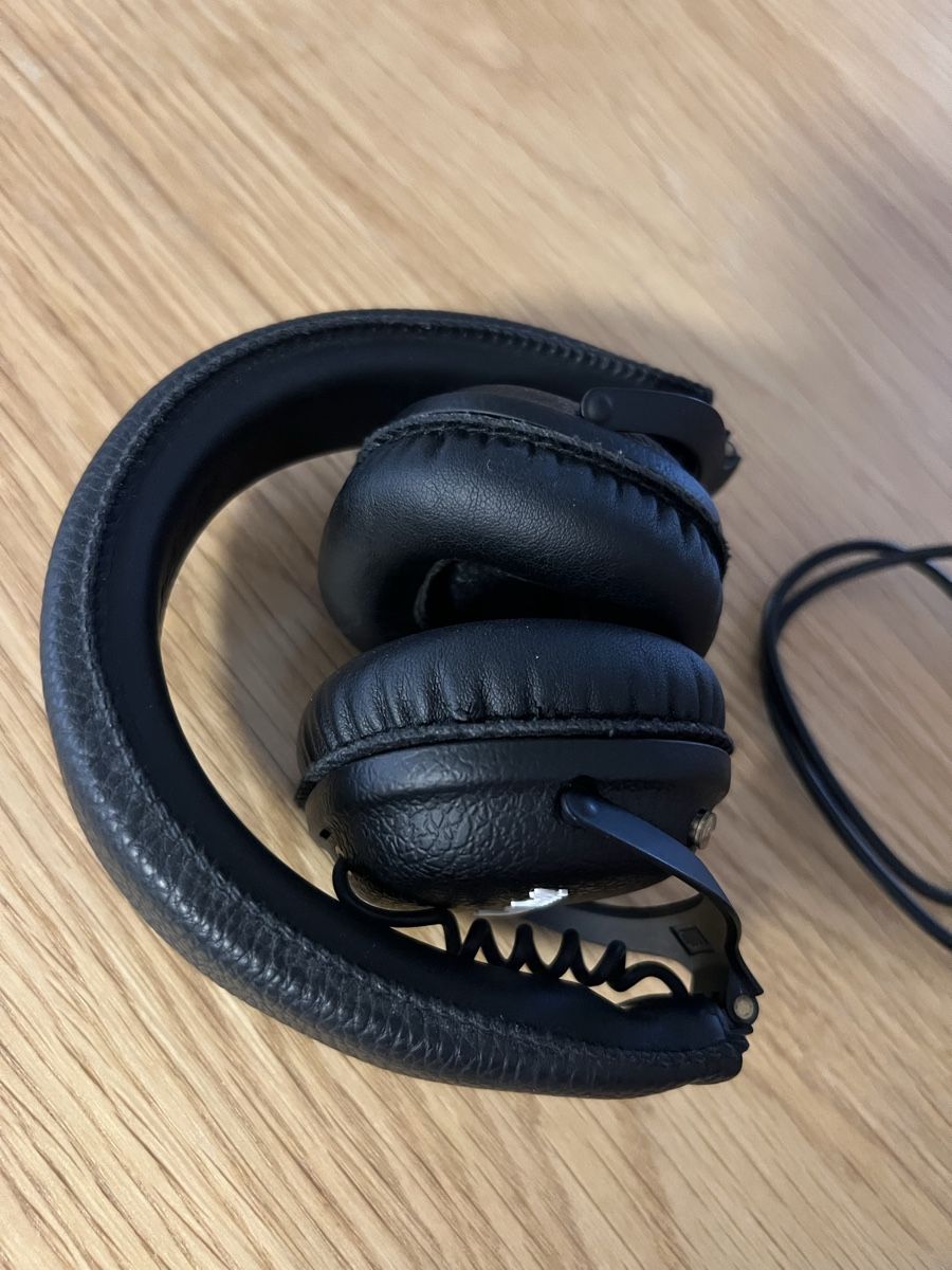 Marshall Amplificateurs: Marshall MID Bluetooth Kopfhörer  – D'occasion à Holziken par 181281 5