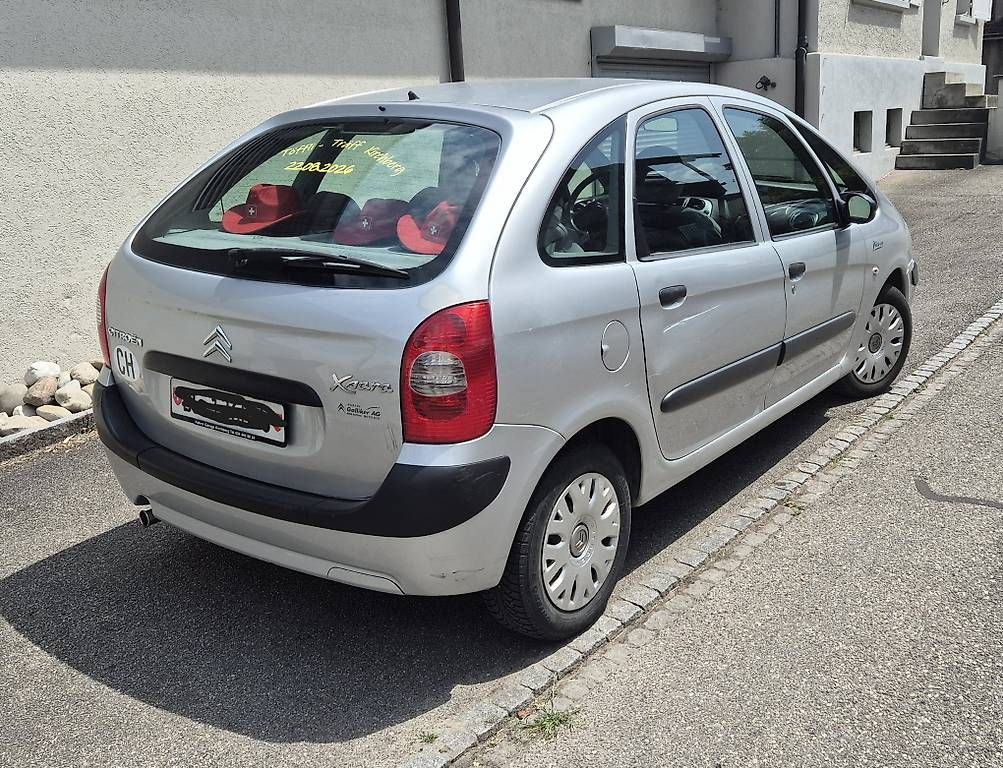 Automobili: Geräumiger Minivan mit Klimaanlage – Usato da Kirchberg BE venduto da Moesu72 2
