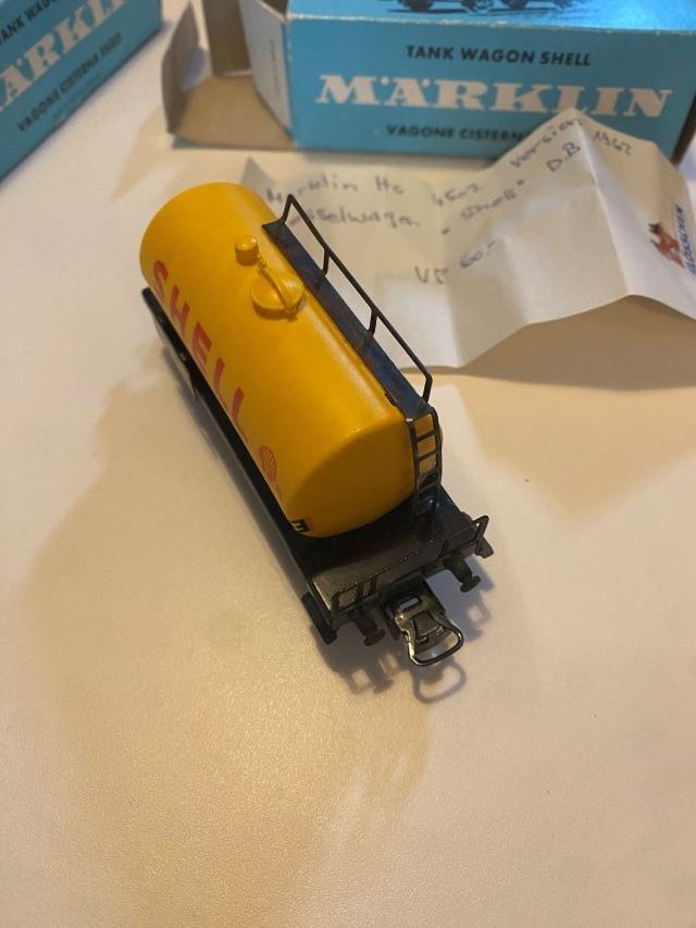 Märklin Modelleisenbahnen: Märklin 4502 Kesselwagen Shell DB Blech Version 1962 – Gebraucht aus Diessenhofen von Albin00 6