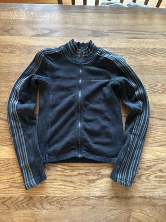 Urban Putfitters iets frans Zipper Schwarz