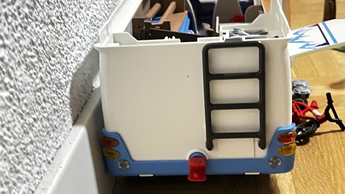 Playmobil Giocattoli: Camping car playmobil – Usato da Biel/Bienne venduto da duc_cs66 1